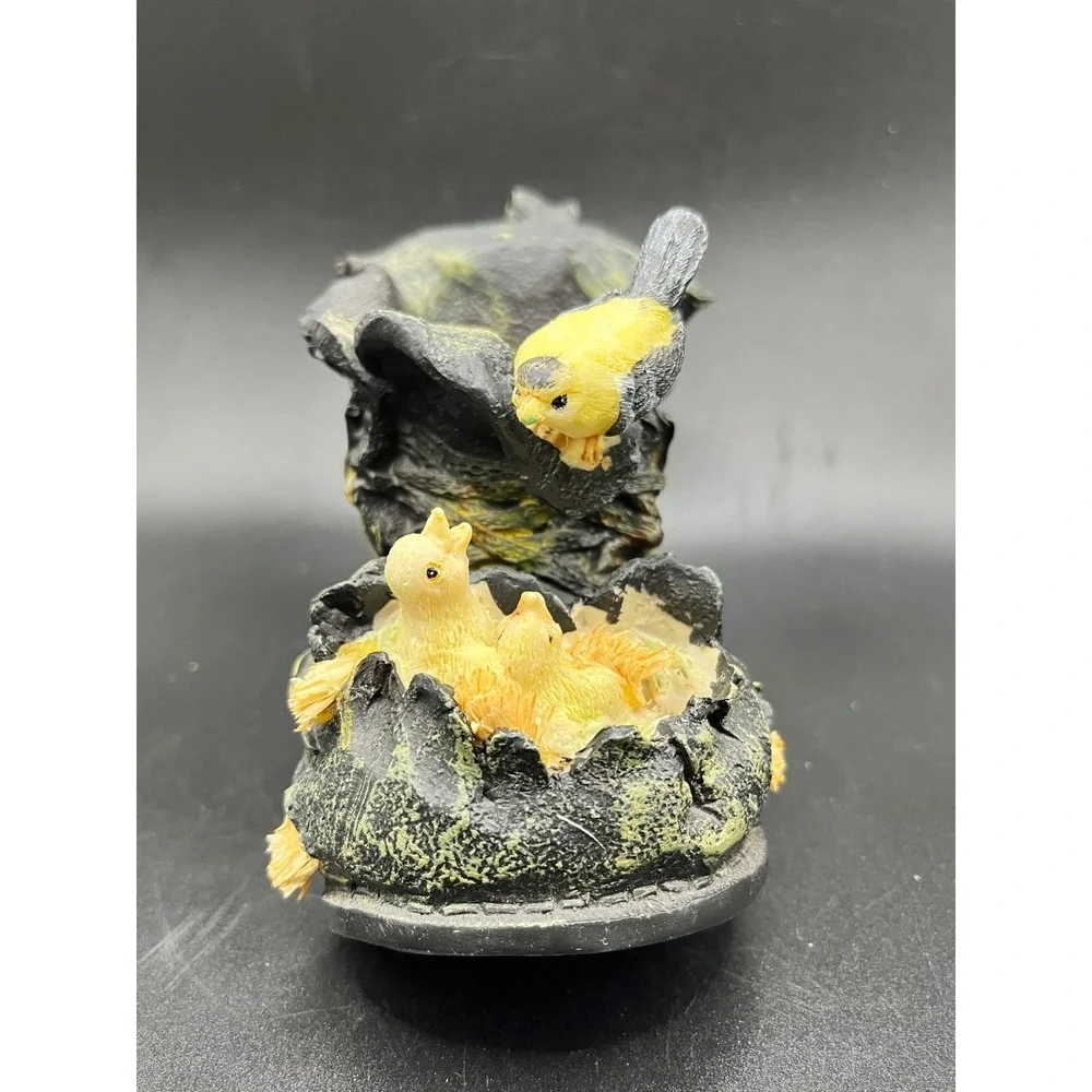 Resin Boot Planter Bird Nestlings Yellow Bird‎ Home Decor Cottagecore